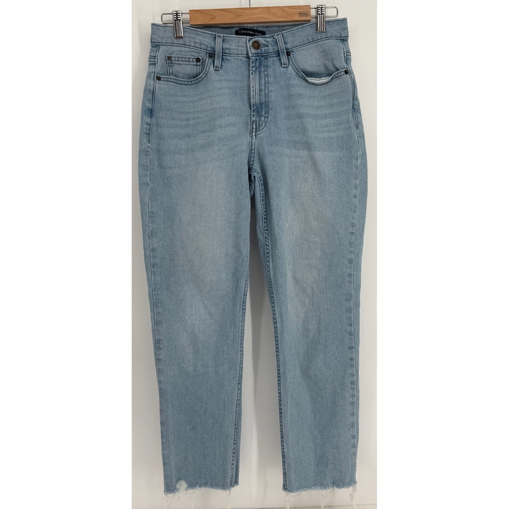 Calvin Klein Jeans Womens Light Wash High Rise Straight Leg Raw Hem Sz 4/27